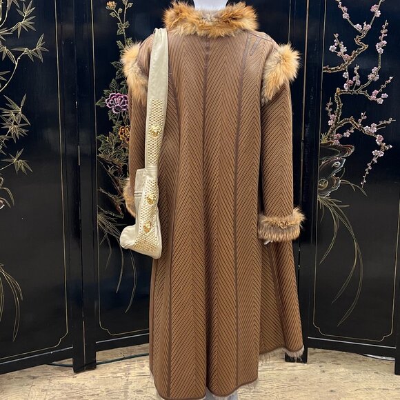 Vintage Mid Century Custom Reversible Fox Fur & Chevron Leather Full Length Coat - Picture 6 of 11